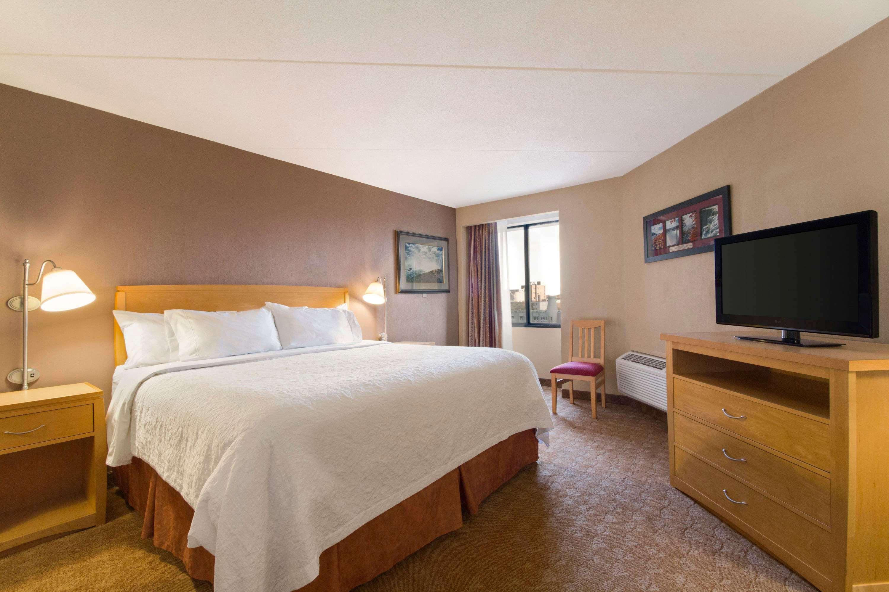 Days By Wyndham Near The Falls Hotel Niagara Falls