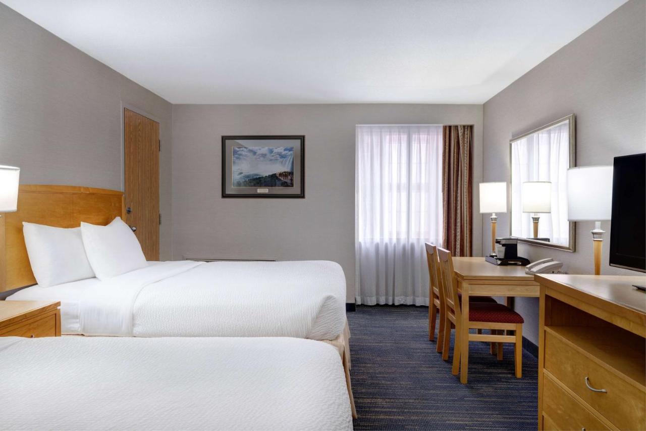 Days By Wyndham Near The Falls 2* Niagara Falls