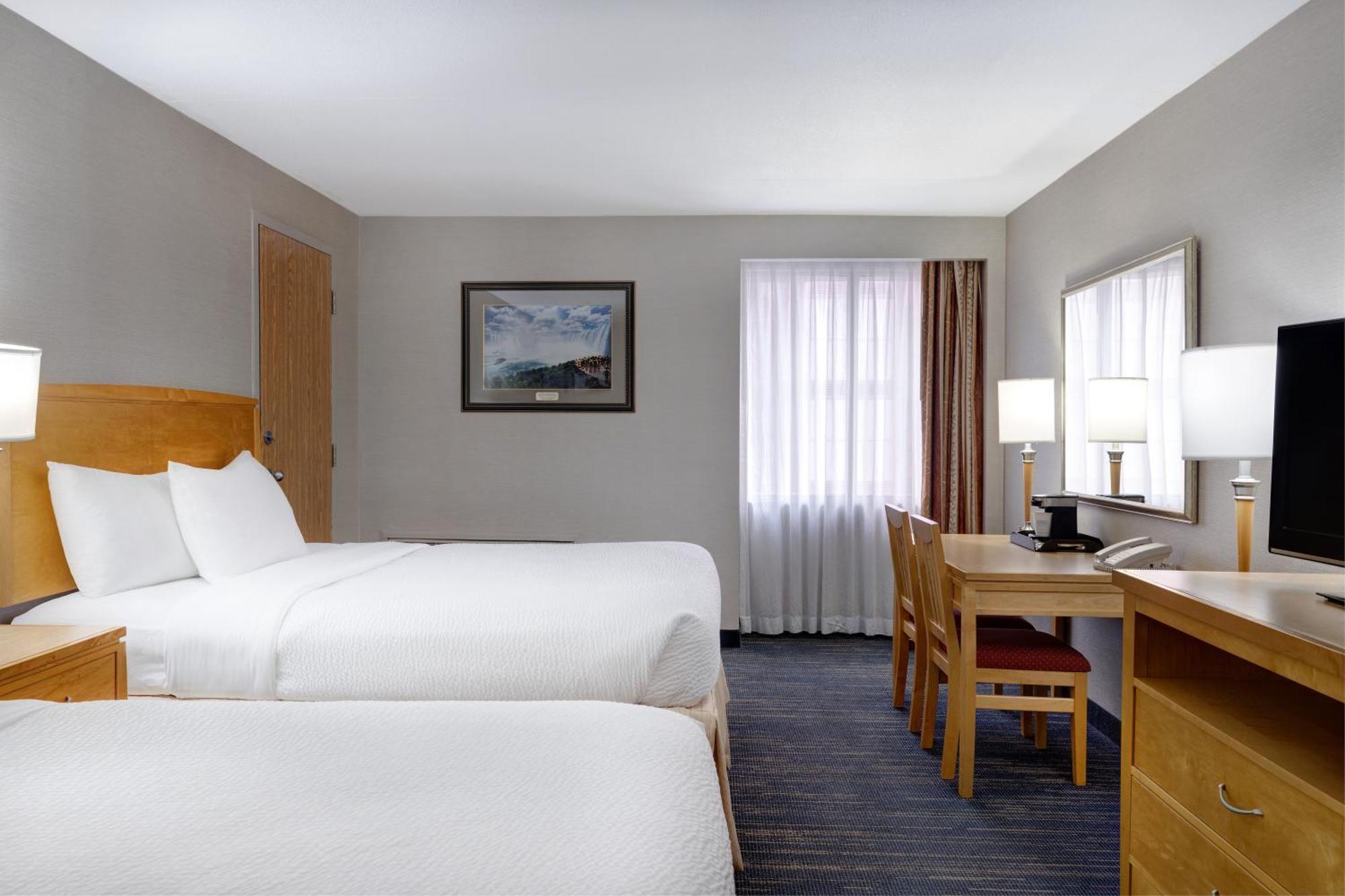 Days By Wyndham Near The Falls